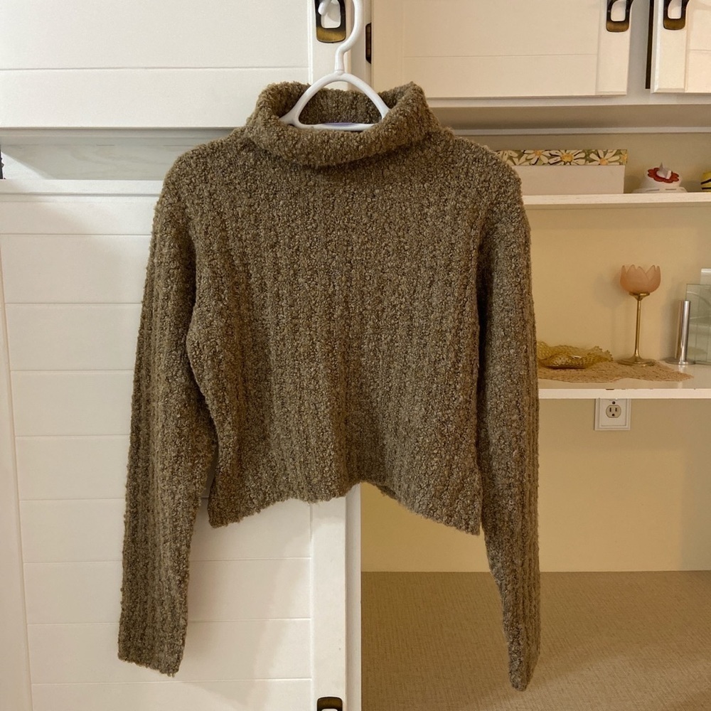 Vintage Ribbed Crop Sweater